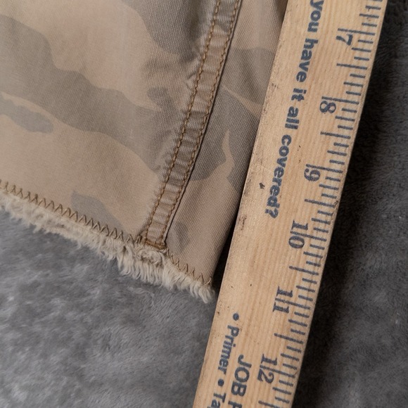 GAP Shorts Mens 34 11" Cargo Desert Camouflage Paratrooper Fatigue Military Y2K - Picture 10 of 13